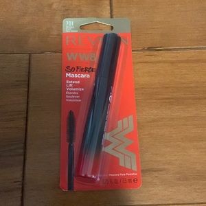 WW84 Wonder Woman Revlon Mascara